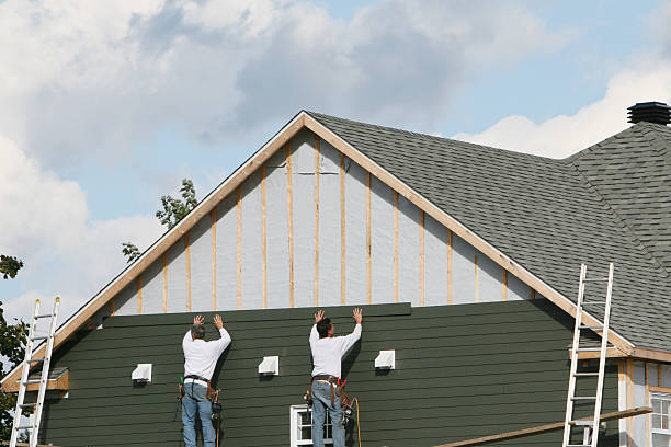 Professional Siding Installation technician working in Clemson, SC
